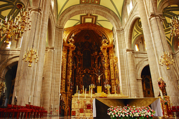 メキシコシティ・メトロポリタン大聖堂の内部
