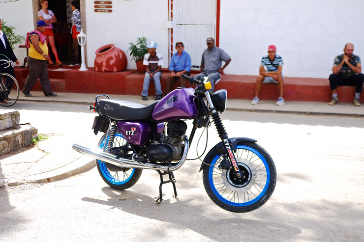 キューバのバイク