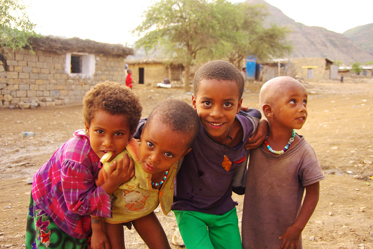 エチオピアの子供達の写真