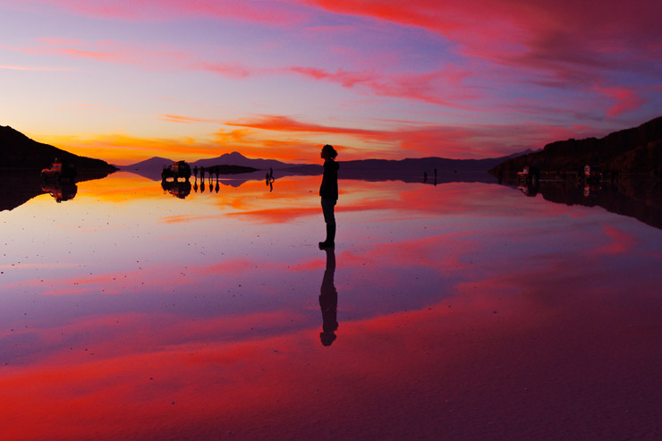 世界一の絶景と噂されるウユニ塩湖のサンセットツアー